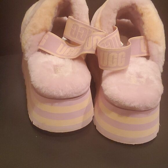 SOLD! UGG Disco Stripe Fluff Yeah Platform Slide Pink Dusk - Size 11 - Picture 7 of 13